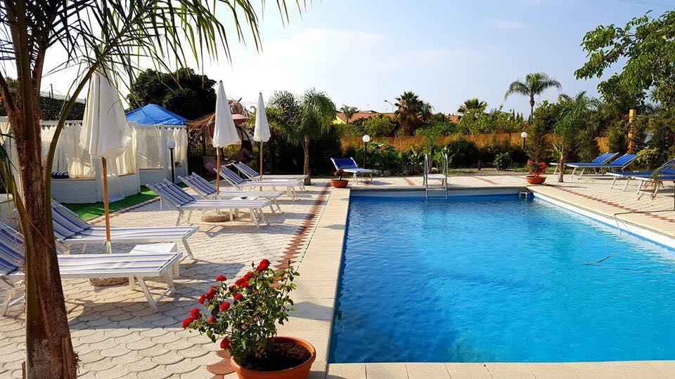 Villa Conti Giardini-Naxos Buitenkant foto